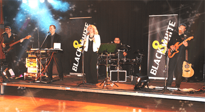 black-white-band-maturantski_ples